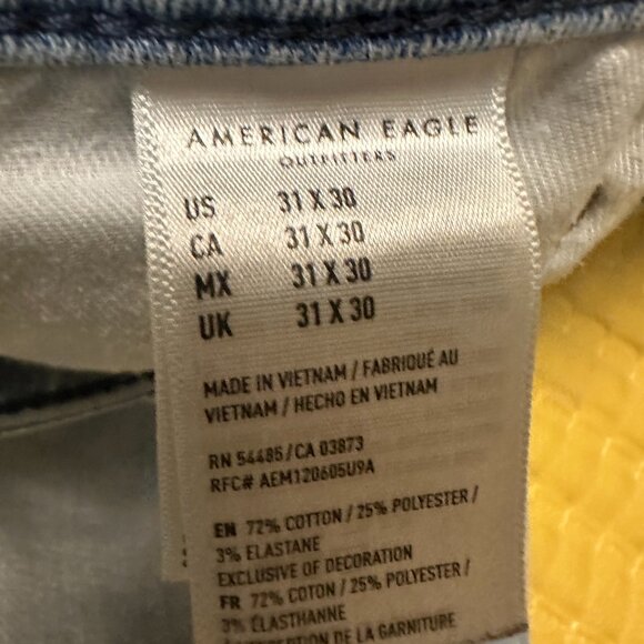 Men's American Eagle, Next Level Airflex, 31x30, light blue jean faded color - Picture 4 of 6